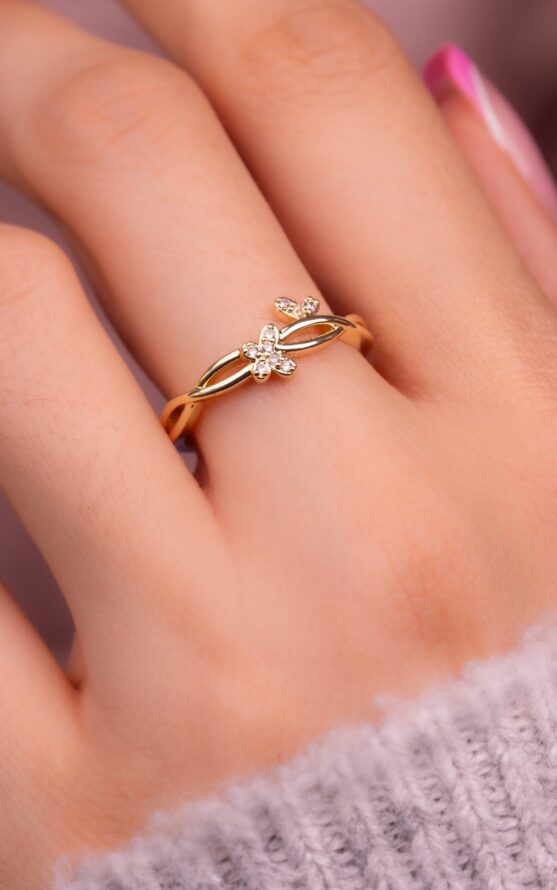 Anillo Mariposas Entrelazados