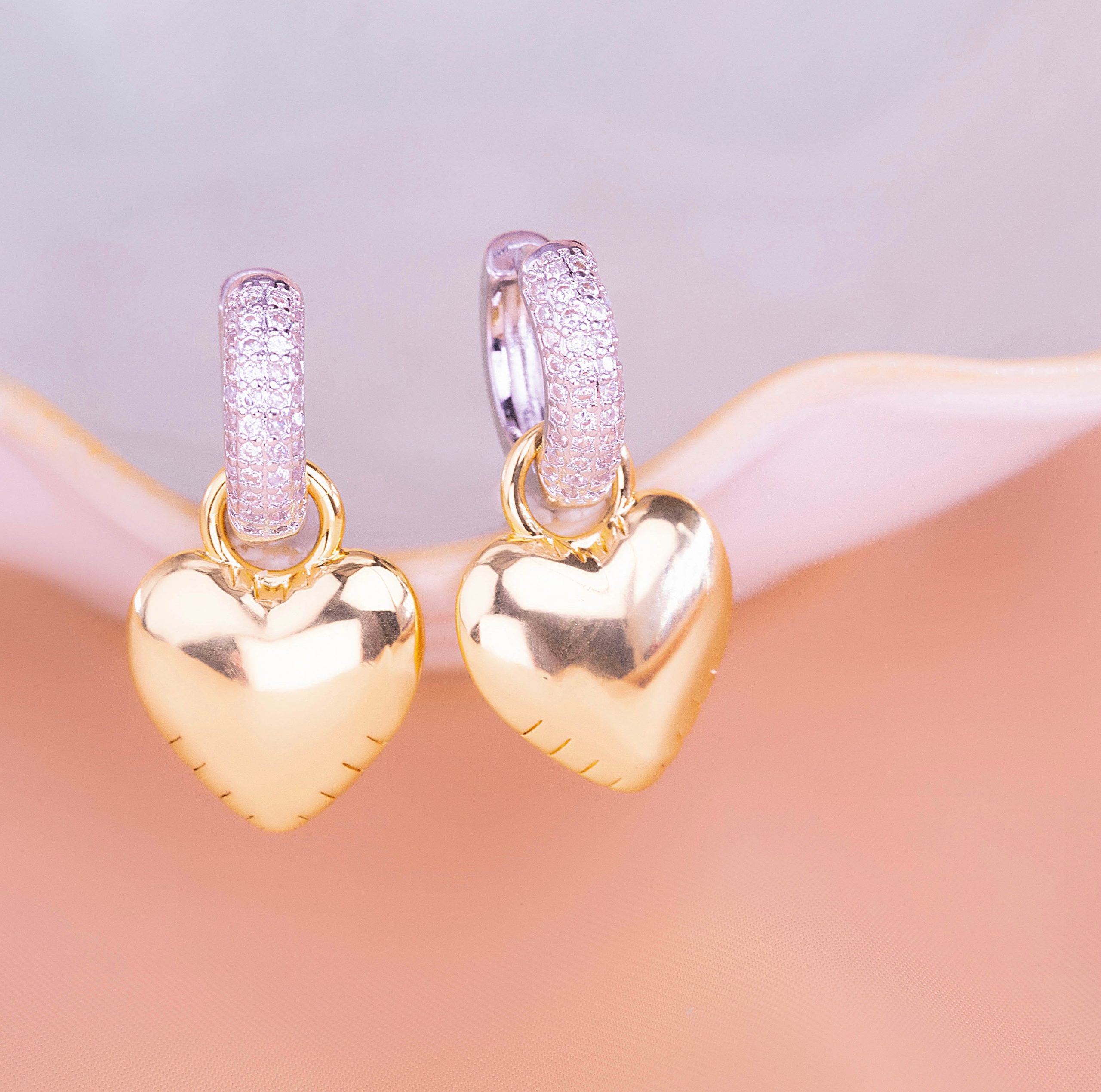 Aretes Corazones Bicolor