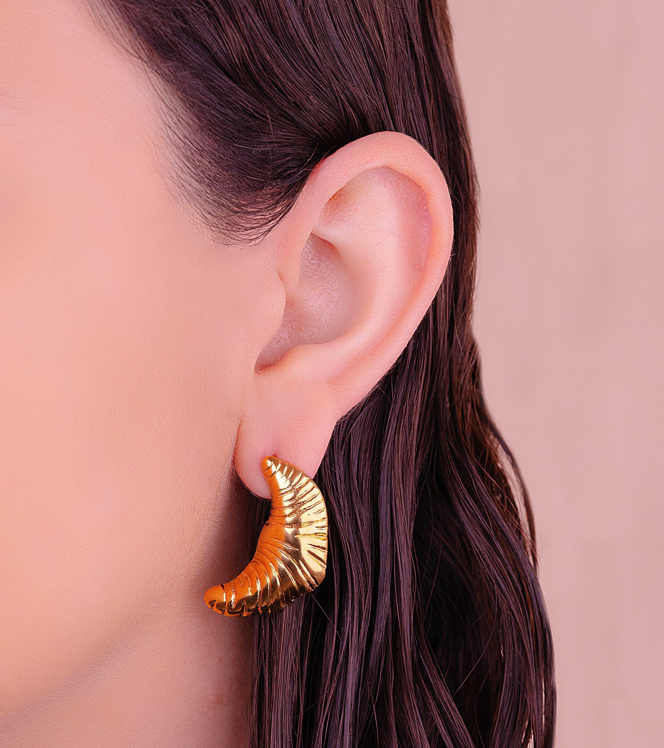 Aretes Croissant Dorados