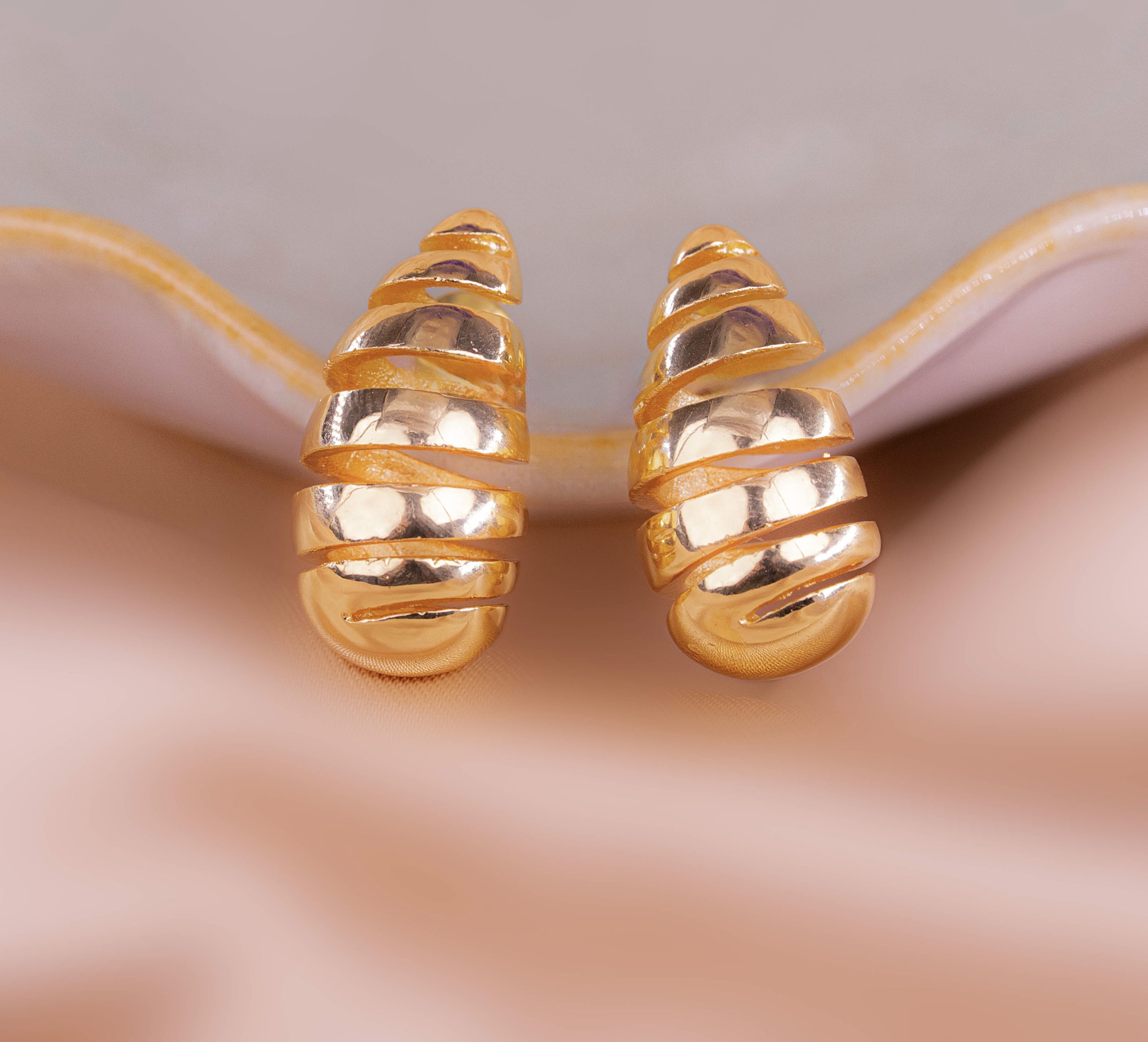 Aretes Spira Dorados