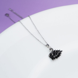 Cadena Cisne Negro