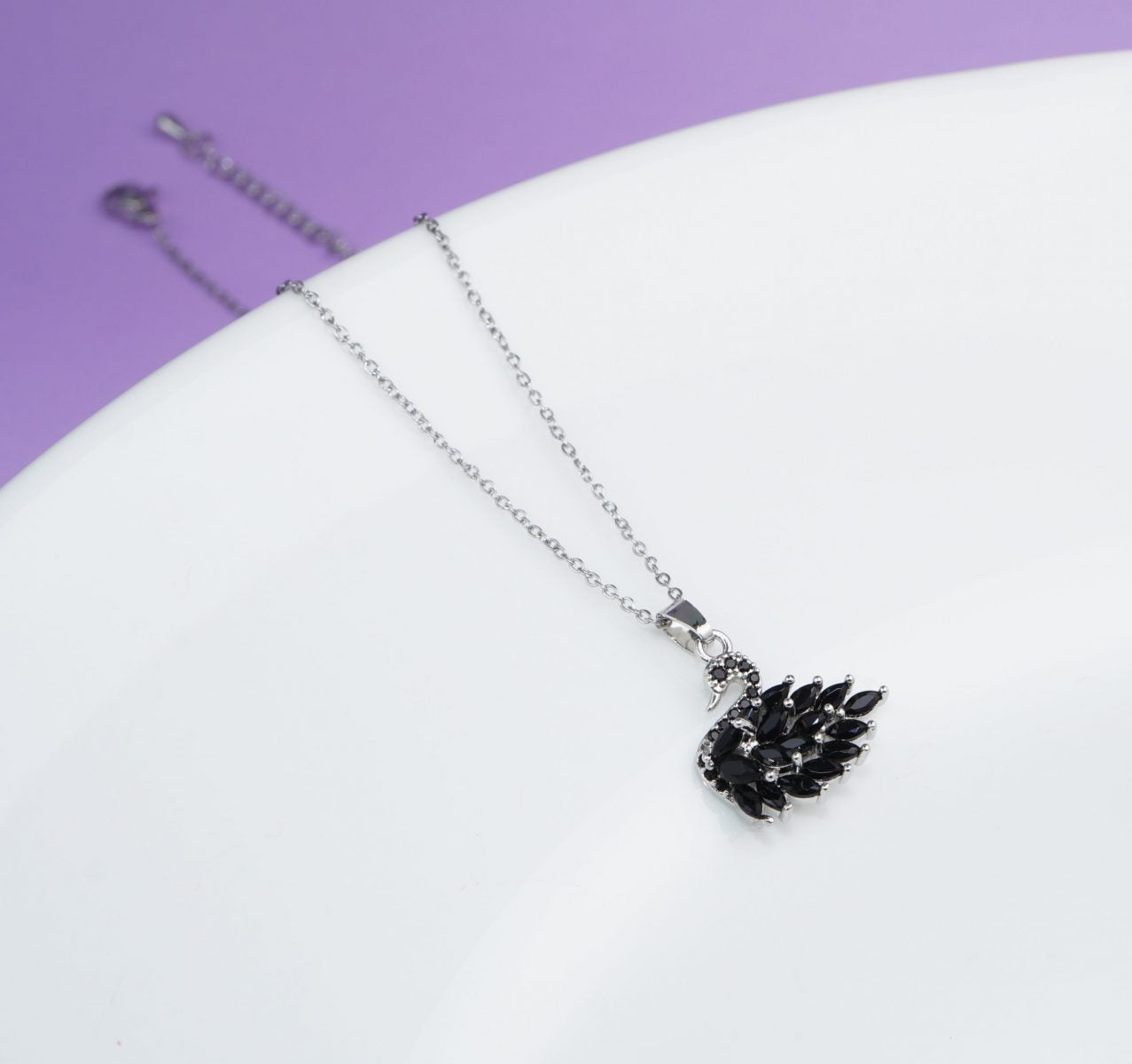 Cadena Cisne Negro
