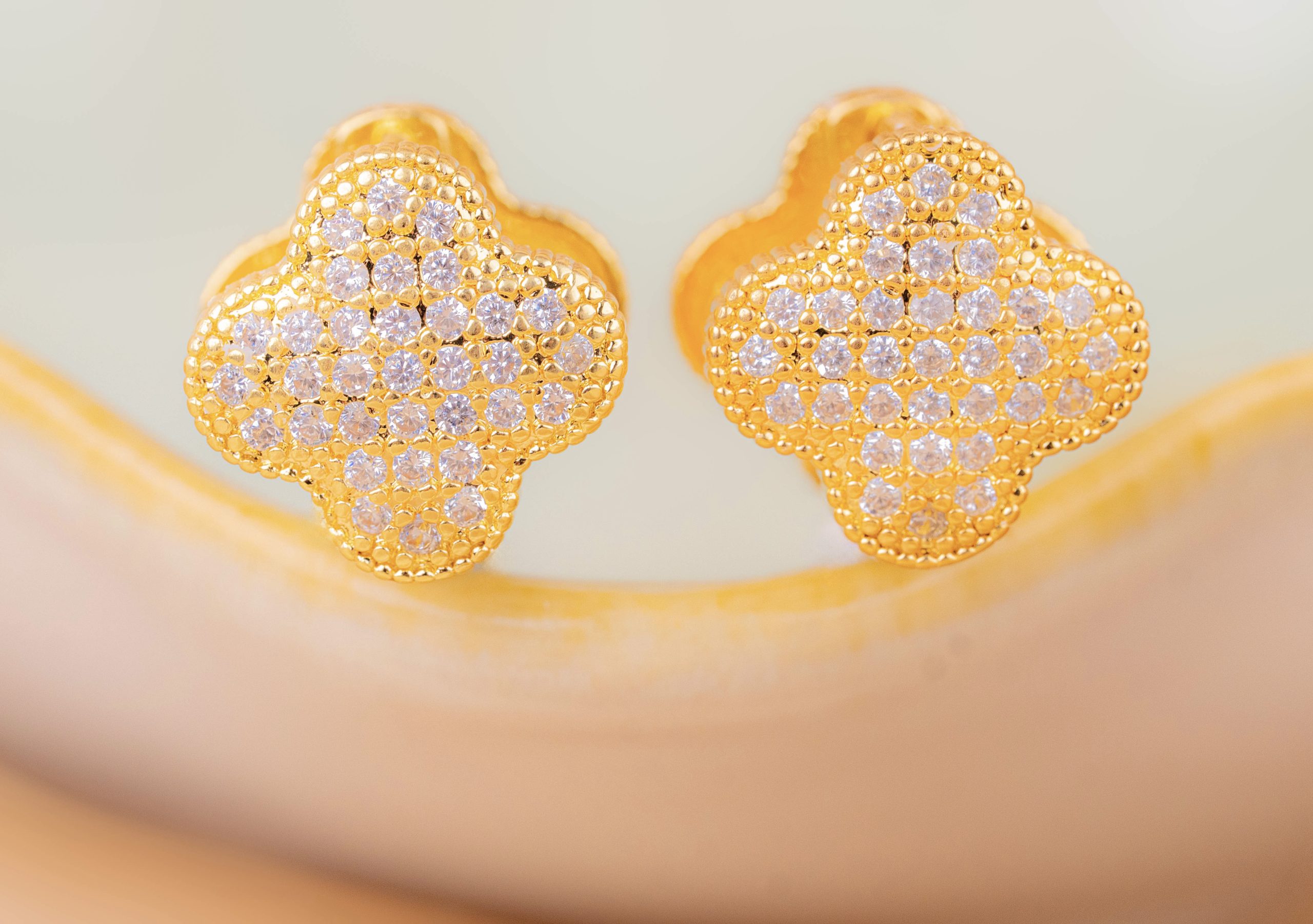 Aretes Dualia