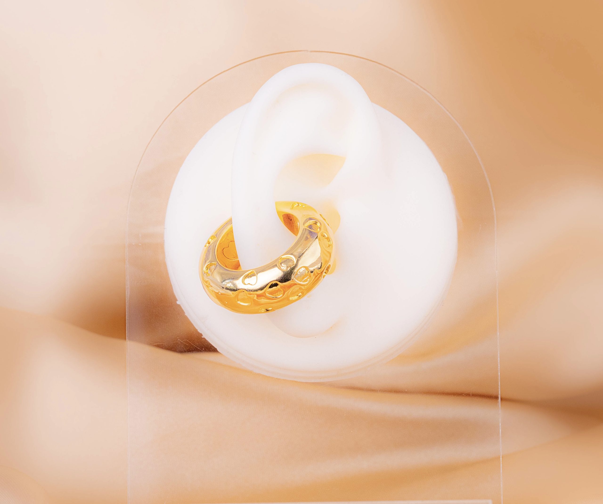 Ear Cuff Chunky Corazones