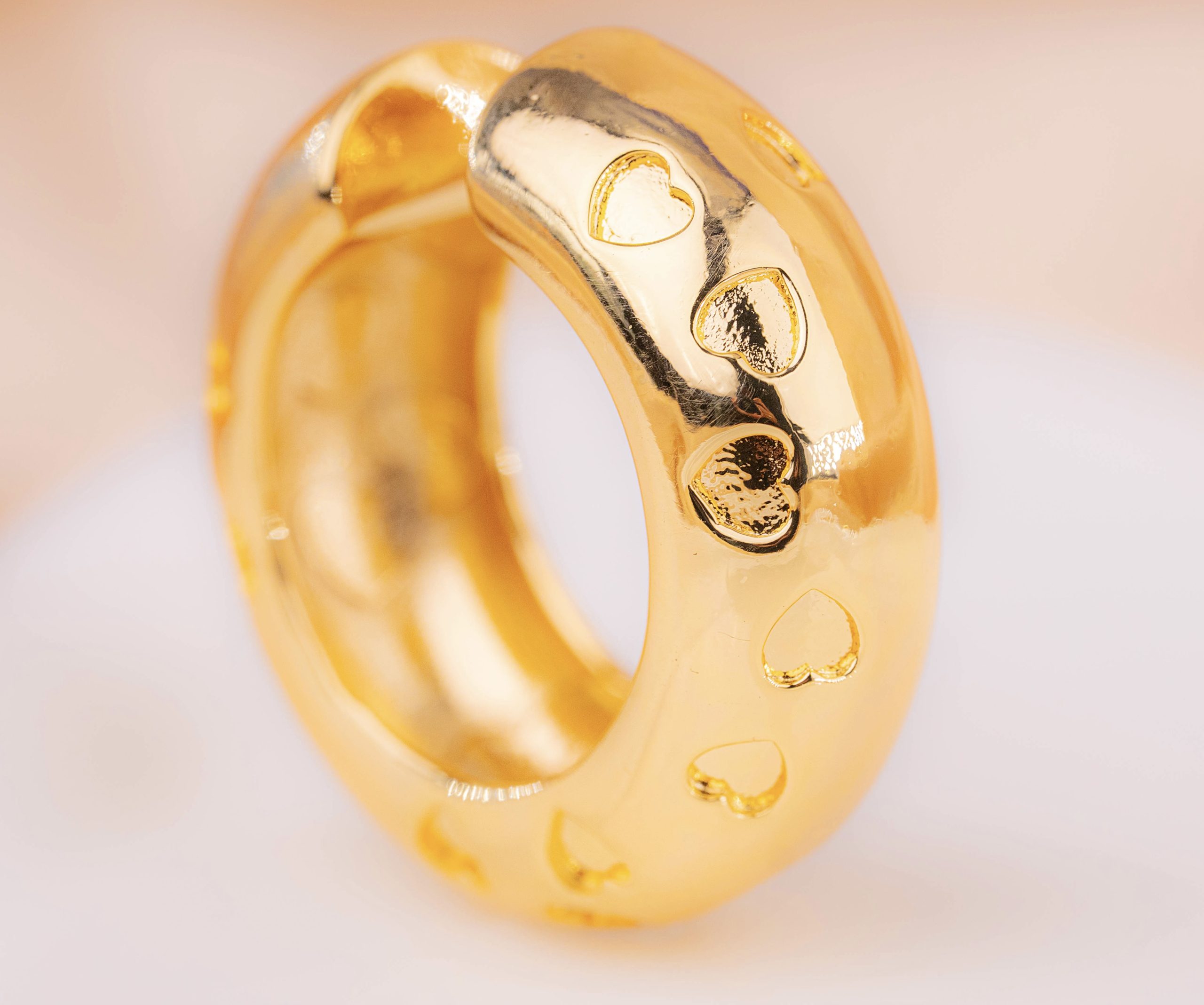 Ear Cuff Chunky Corazones