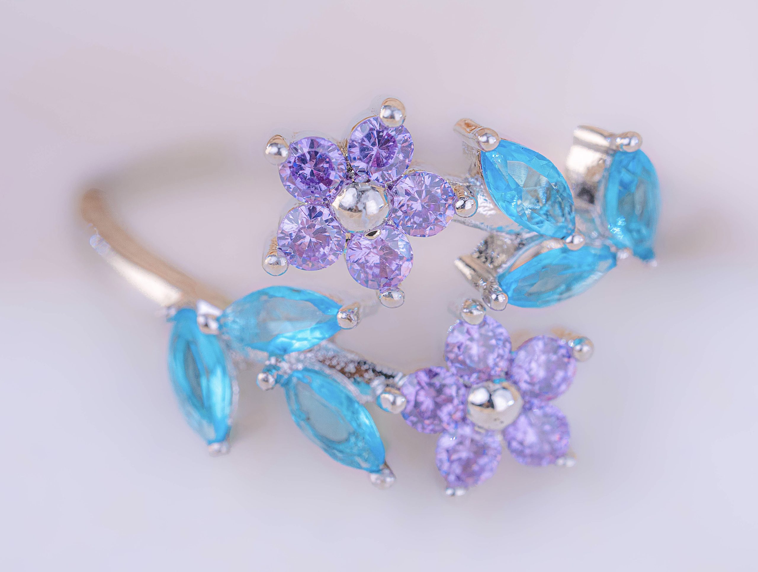 Anillo Lilaria