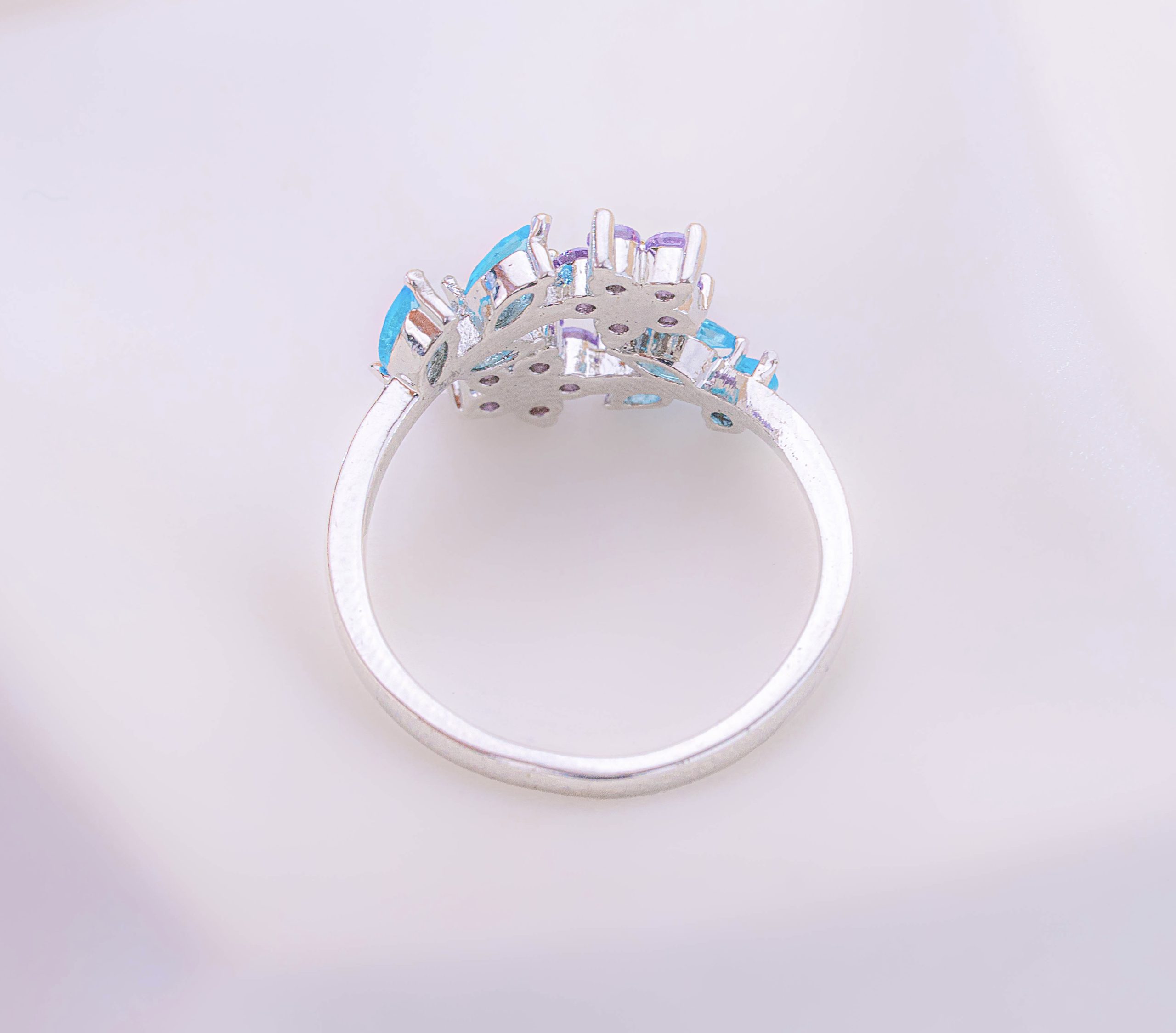 Anillo Lilaria