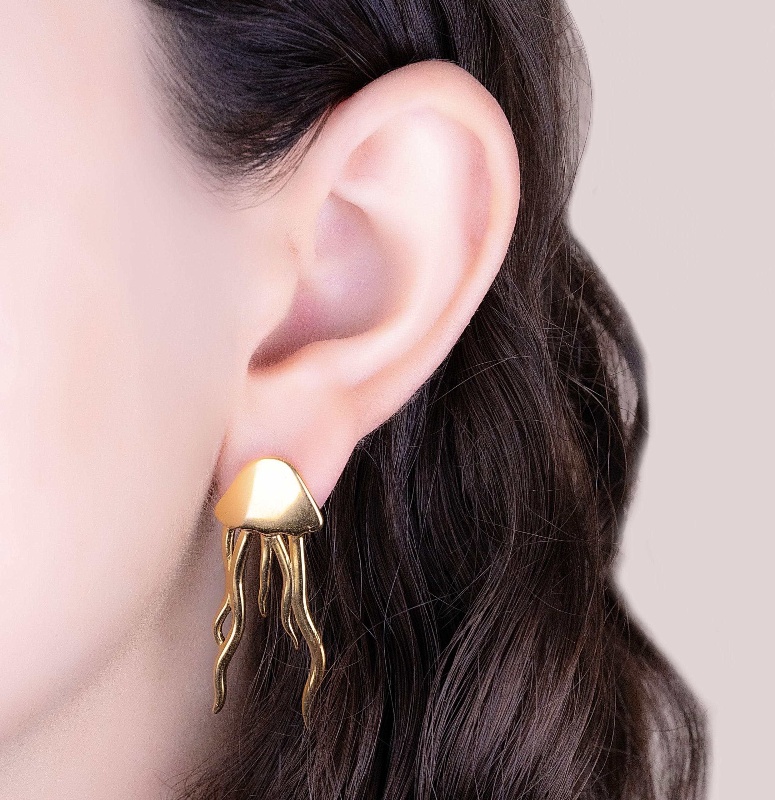 Aretes Medusa Dorados