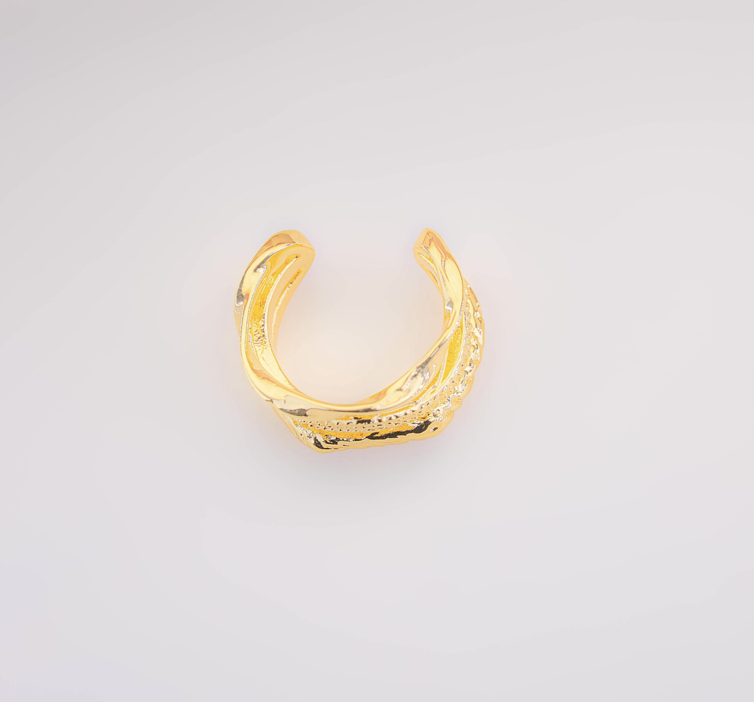 Ear Cuff Aurelia Dorado
