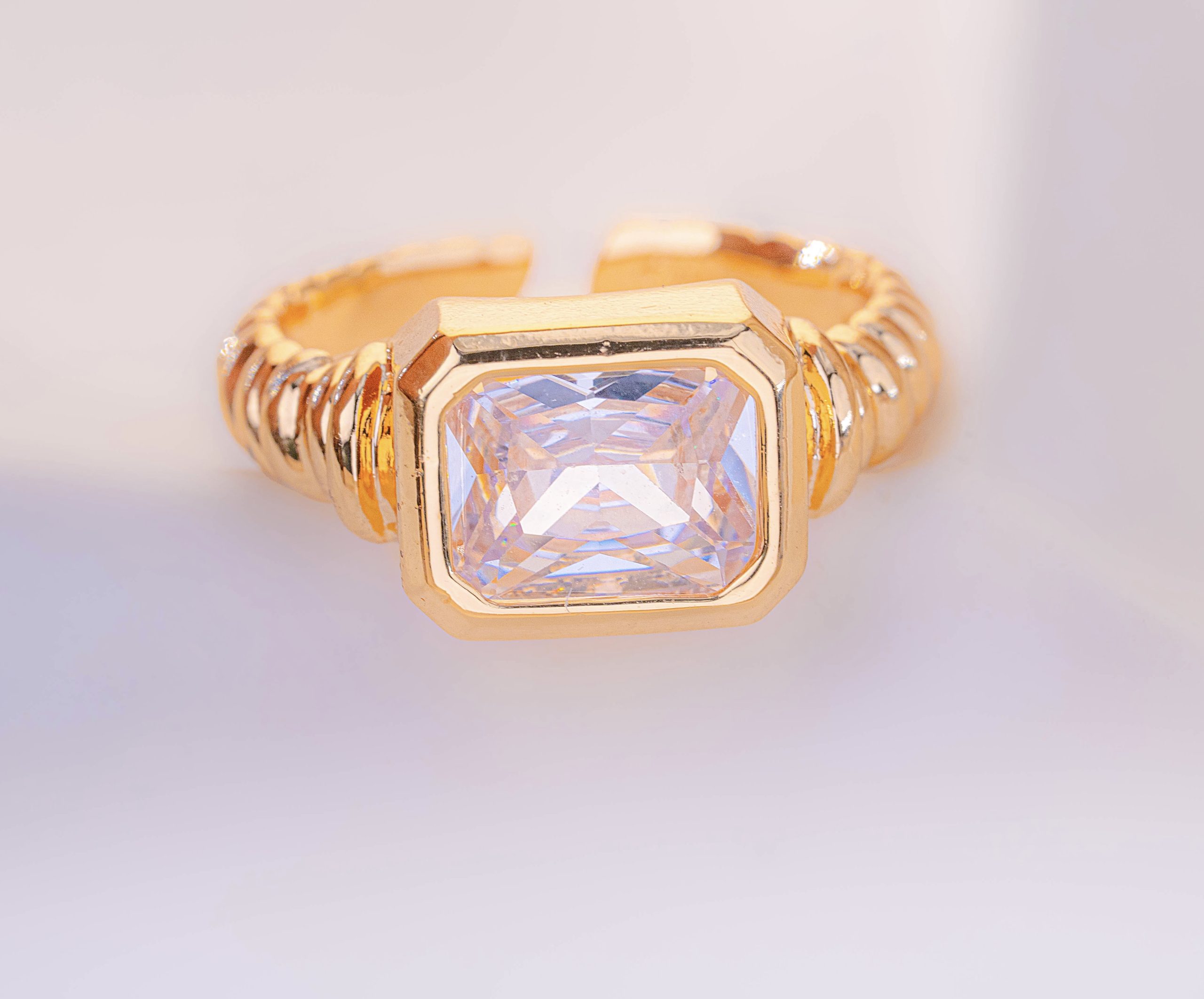 Anillo Magna Dorado