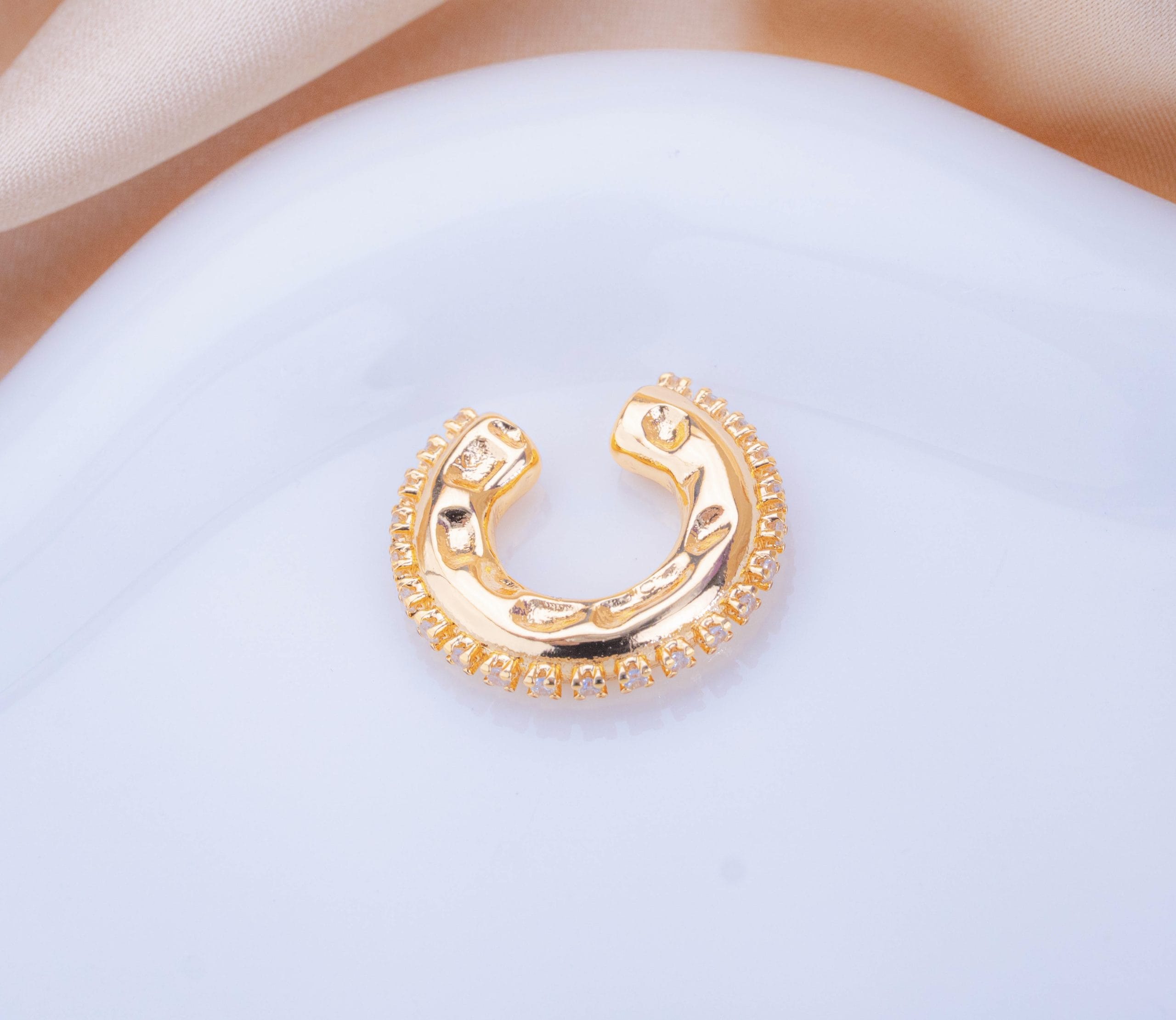 Ear Cuff Aria Dorado