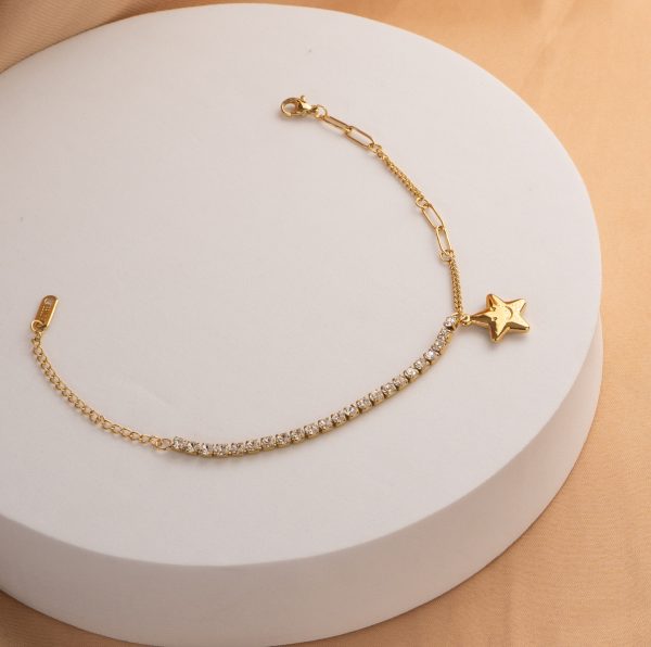 Pulsera Estrella Circones Dorada