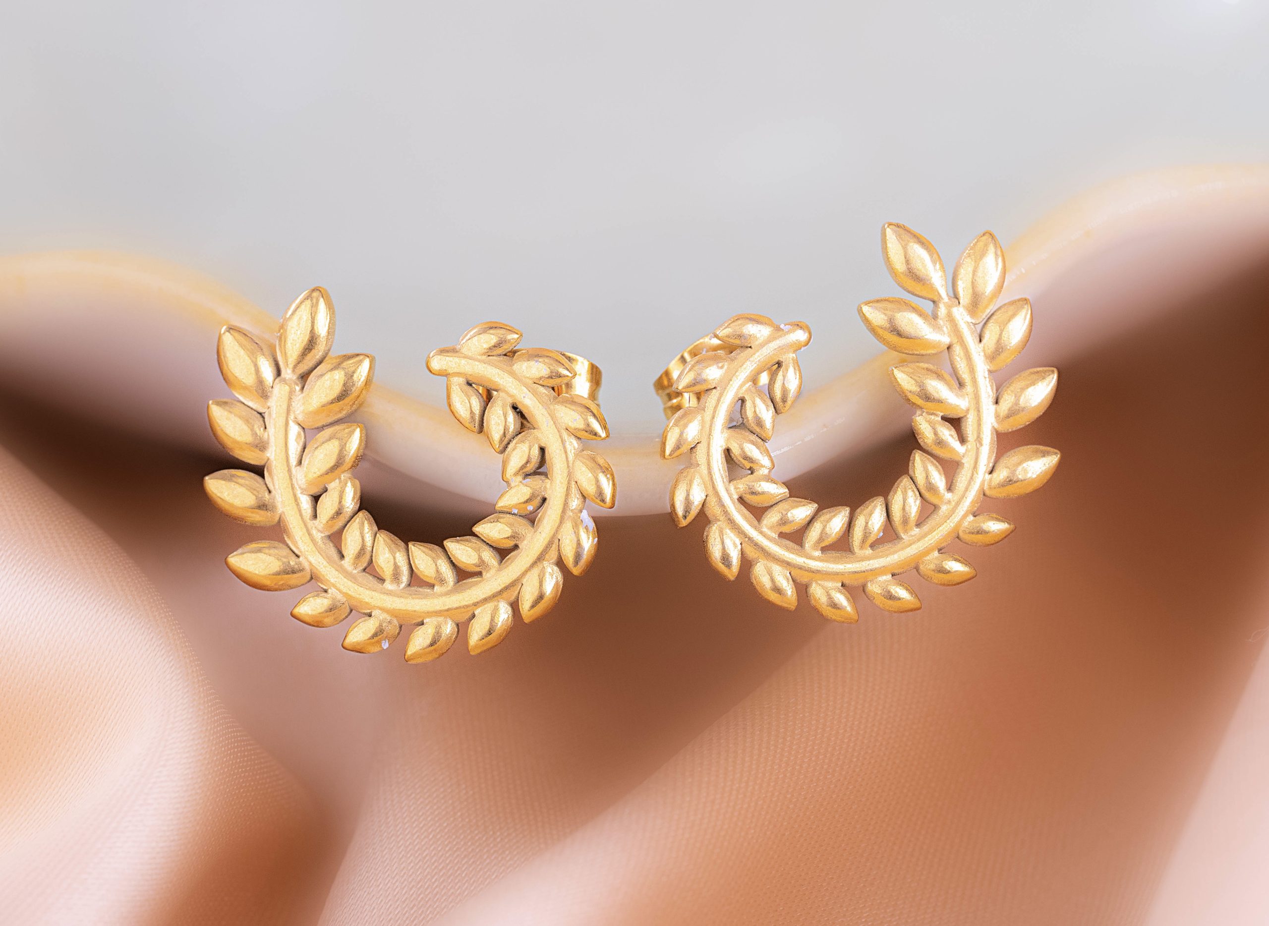 Aretes Nemea Dorados