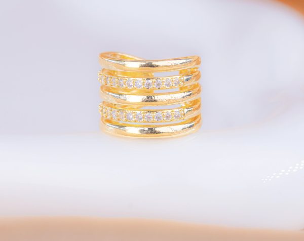 Ear Cuff Delia Dorado