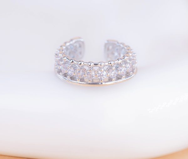 Ear Cuff Neila Plateado