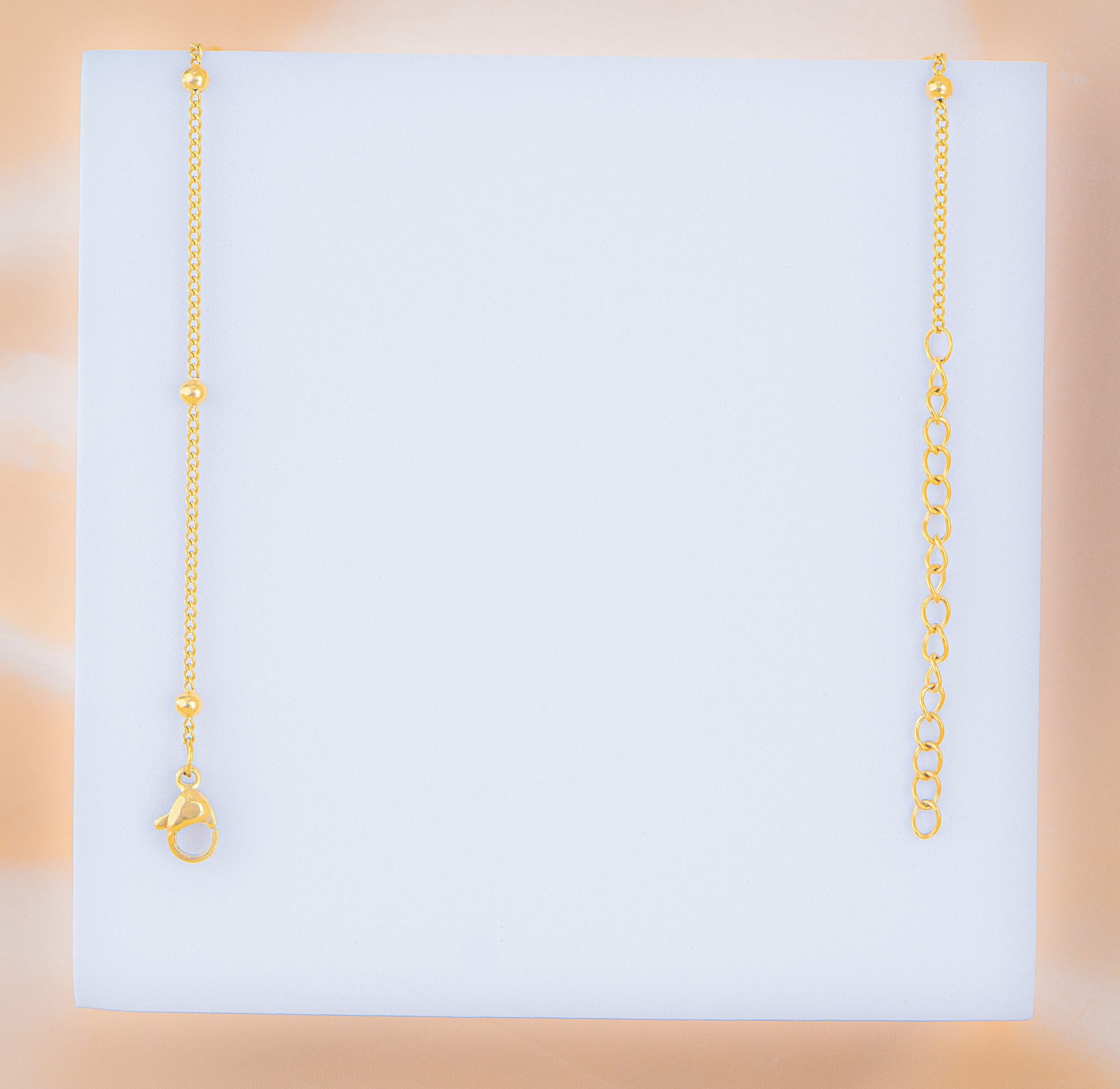 Cadenita Moño Dorada