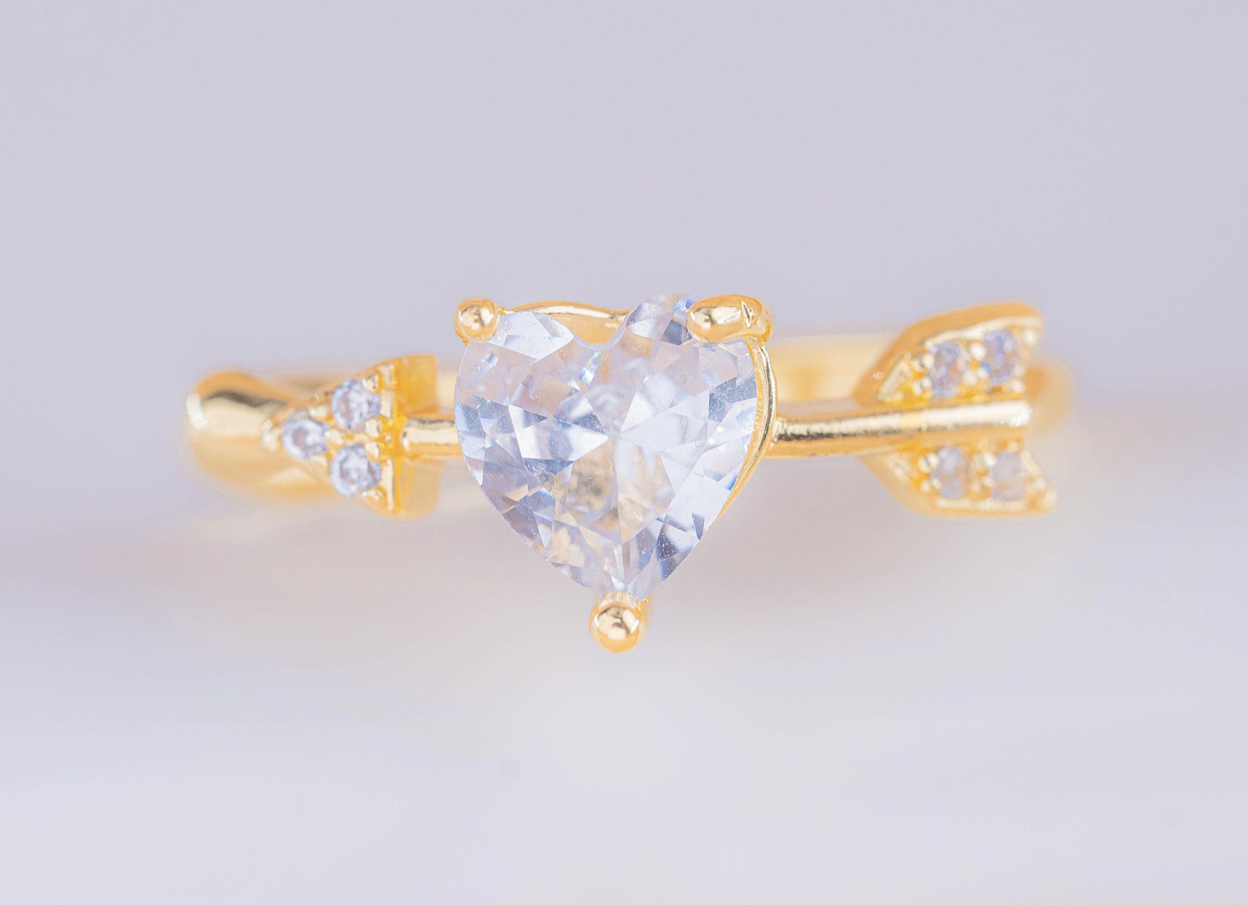 Ear Cuff Flecha Corazón