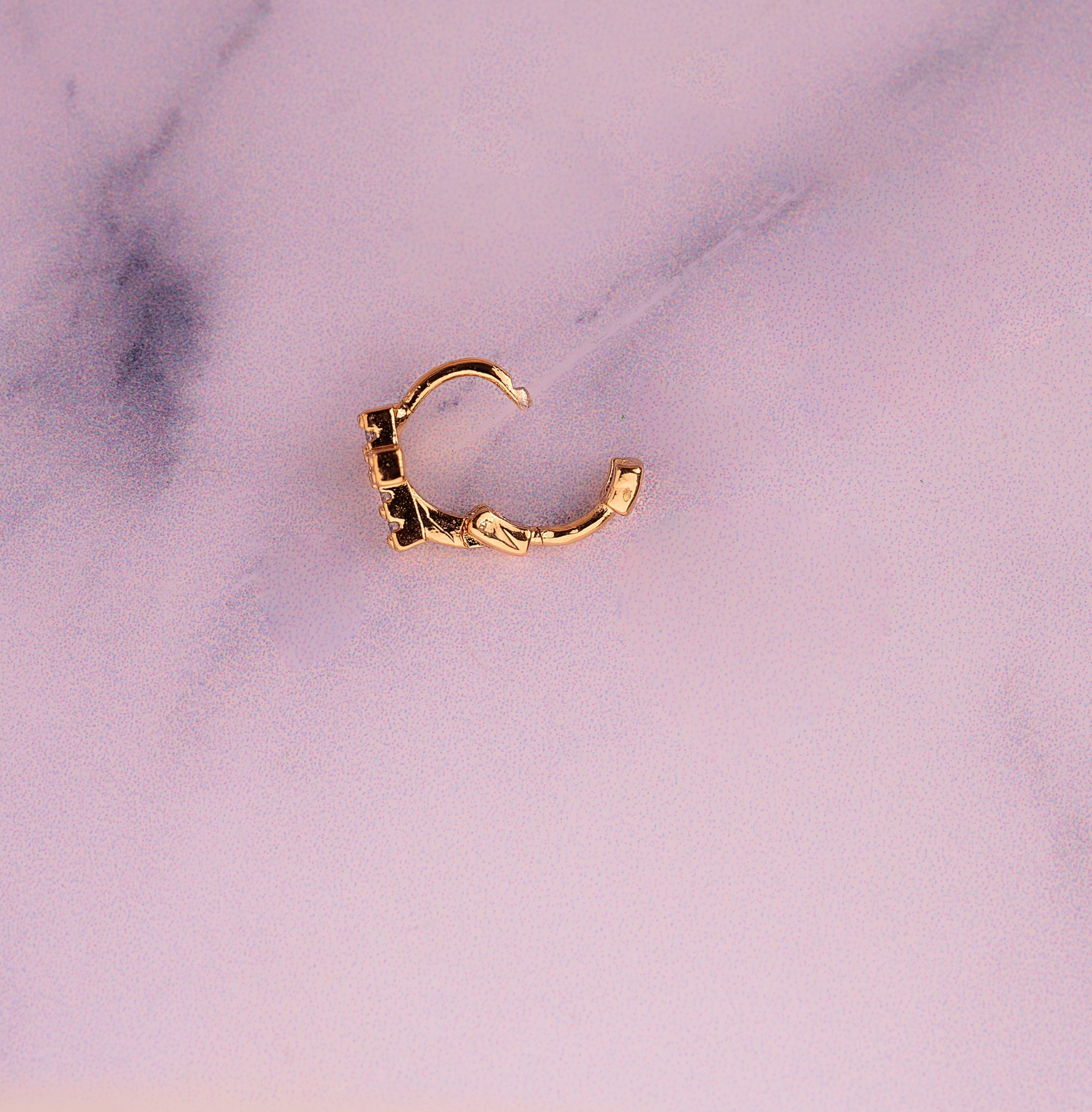 Piercing Cruz Argollita Dorado