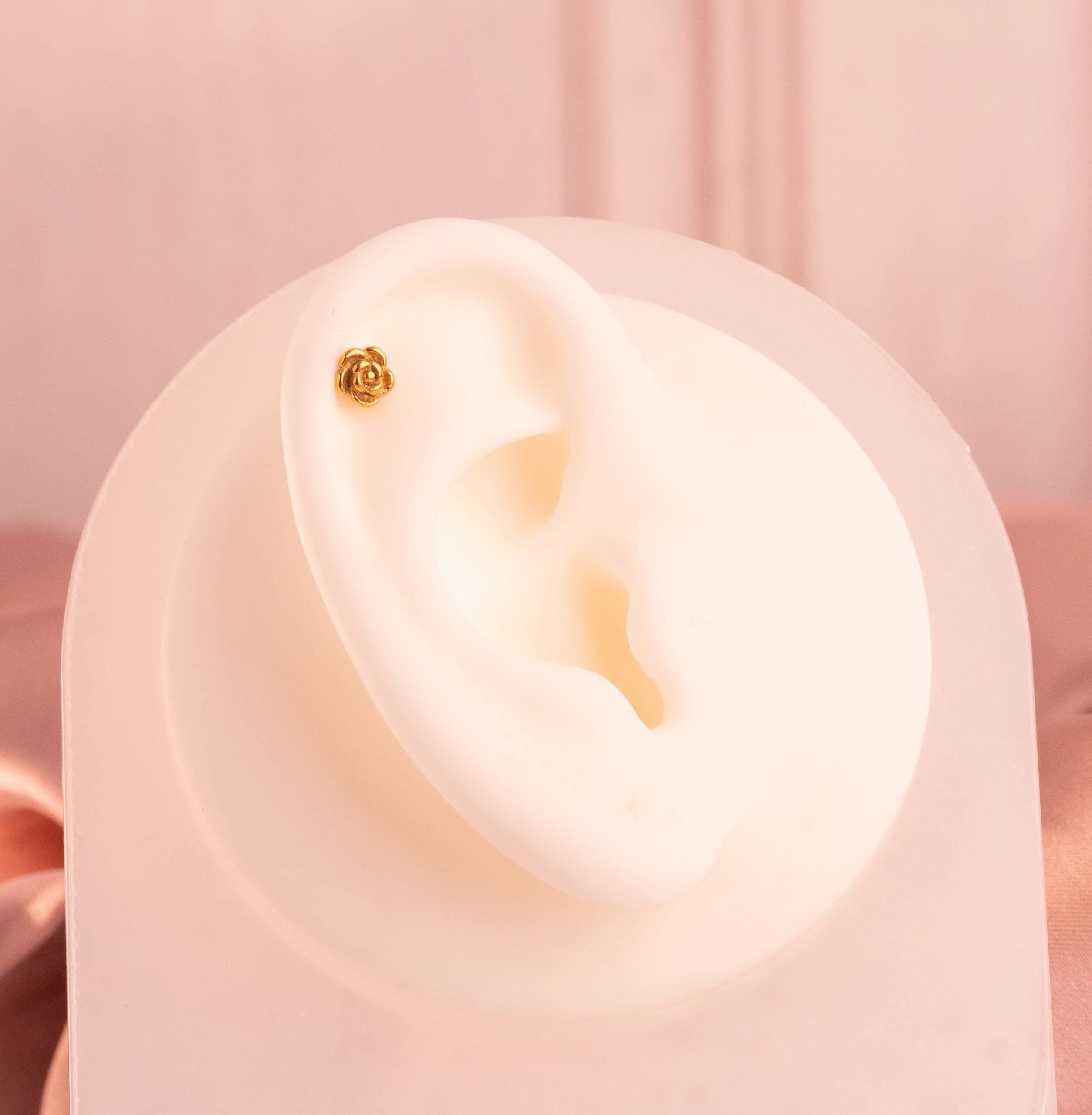 Piercing Rosa Dorada