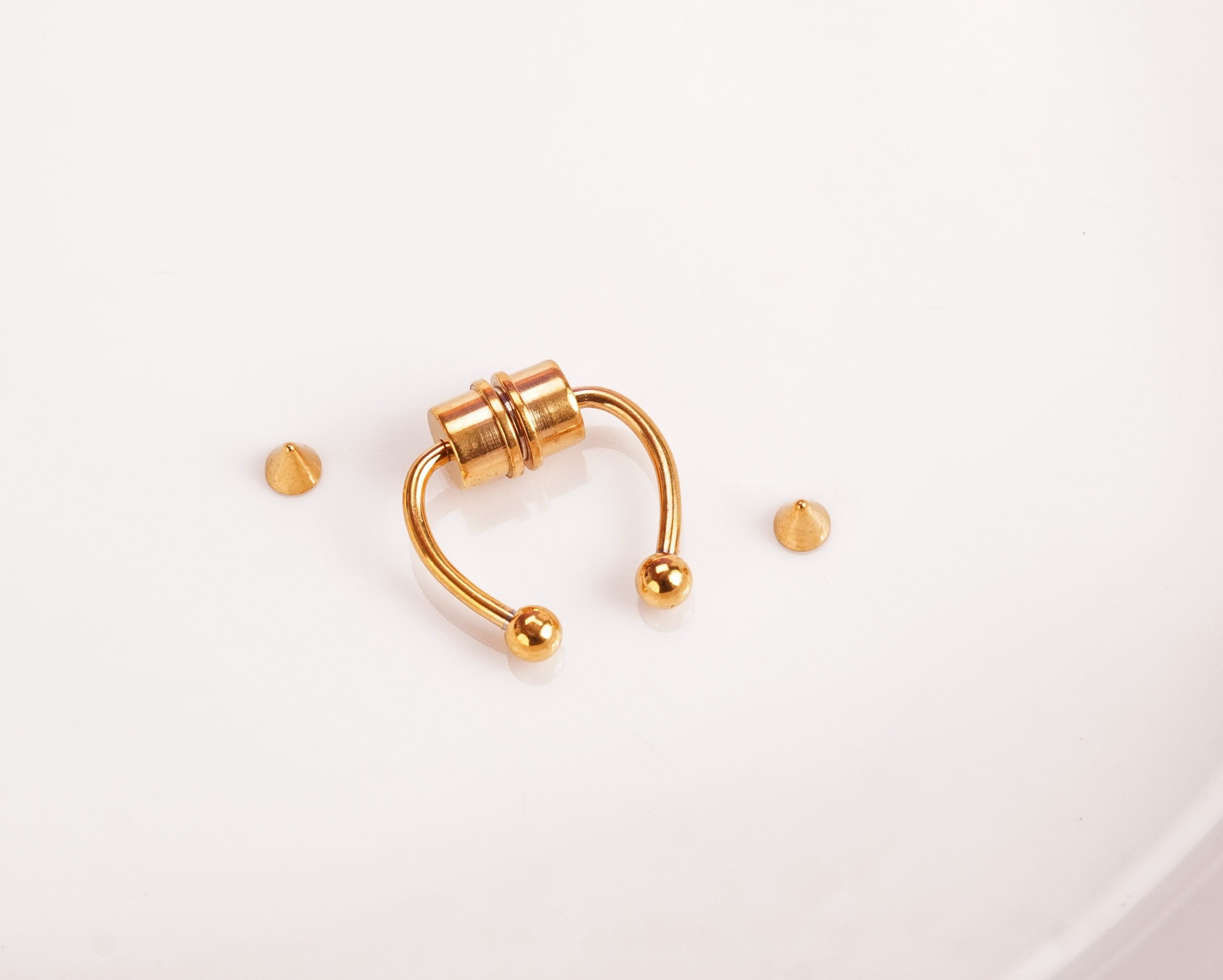 Septum Magnético Falso Noa Dorado