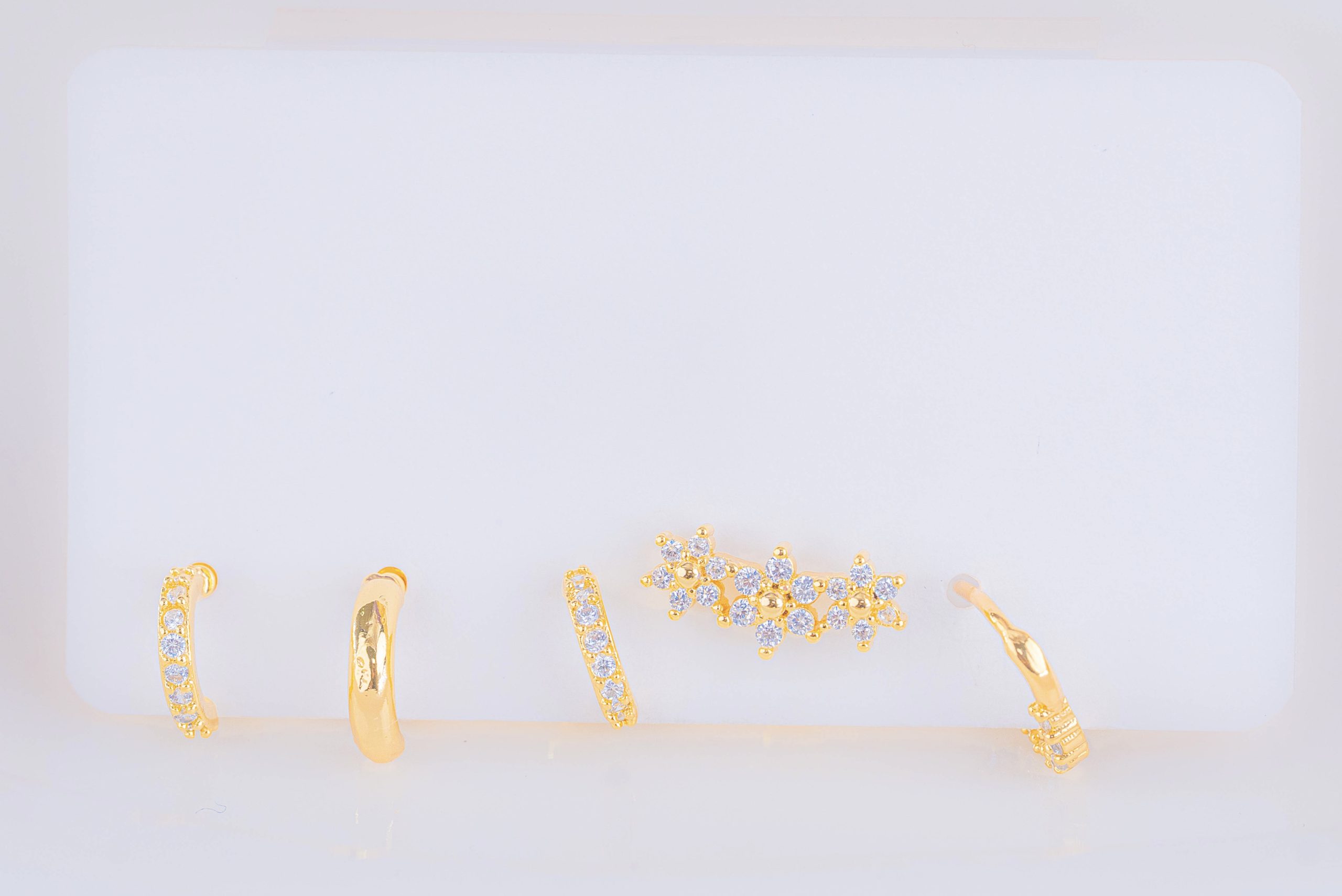 Set Aretes Gala Dorados