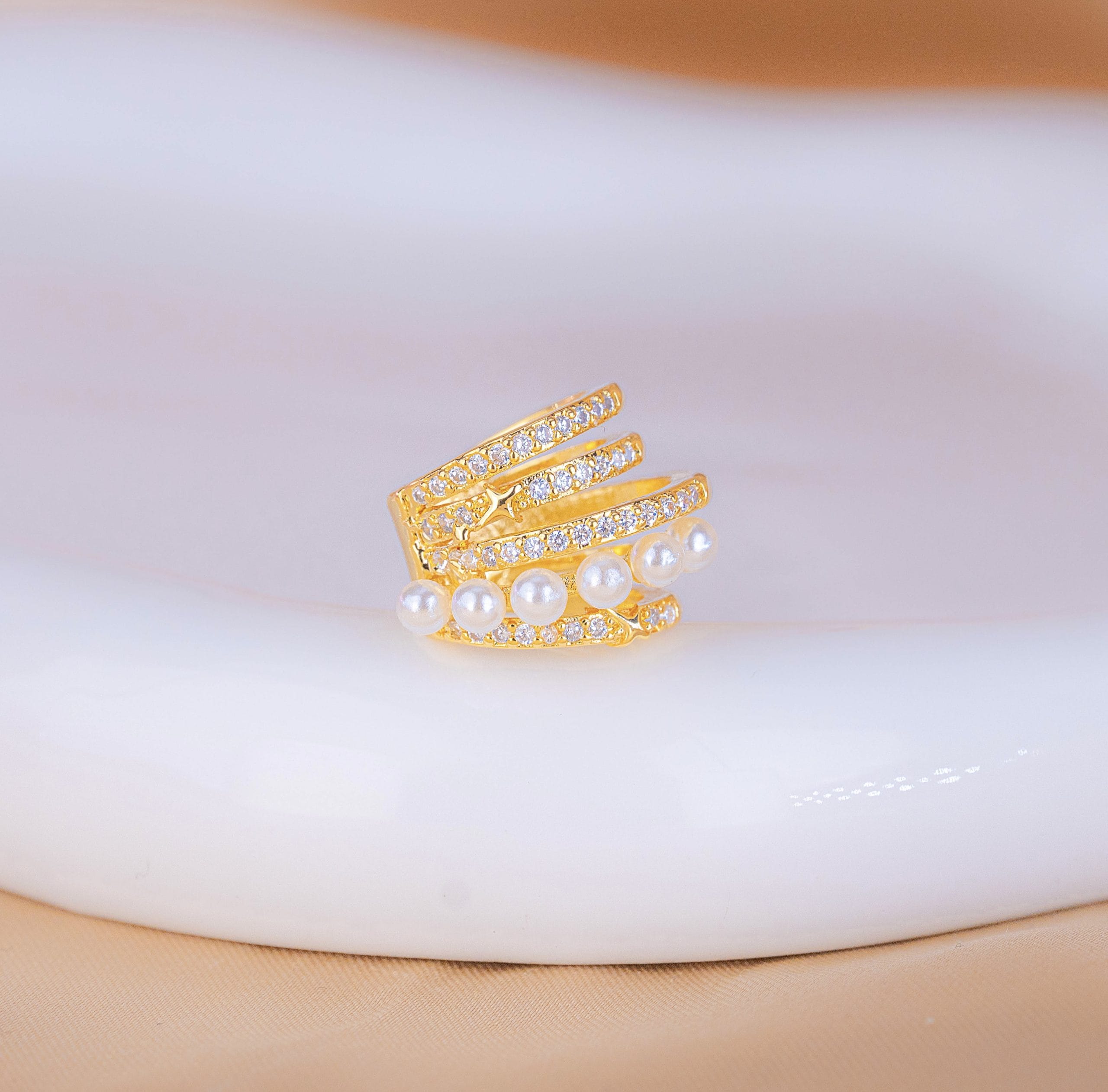 Ear Cuff Vega Dorado